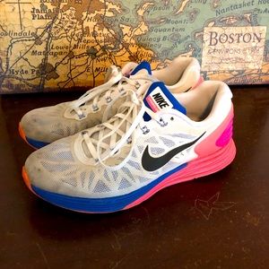 Women’s Nike lunarglide running shoes